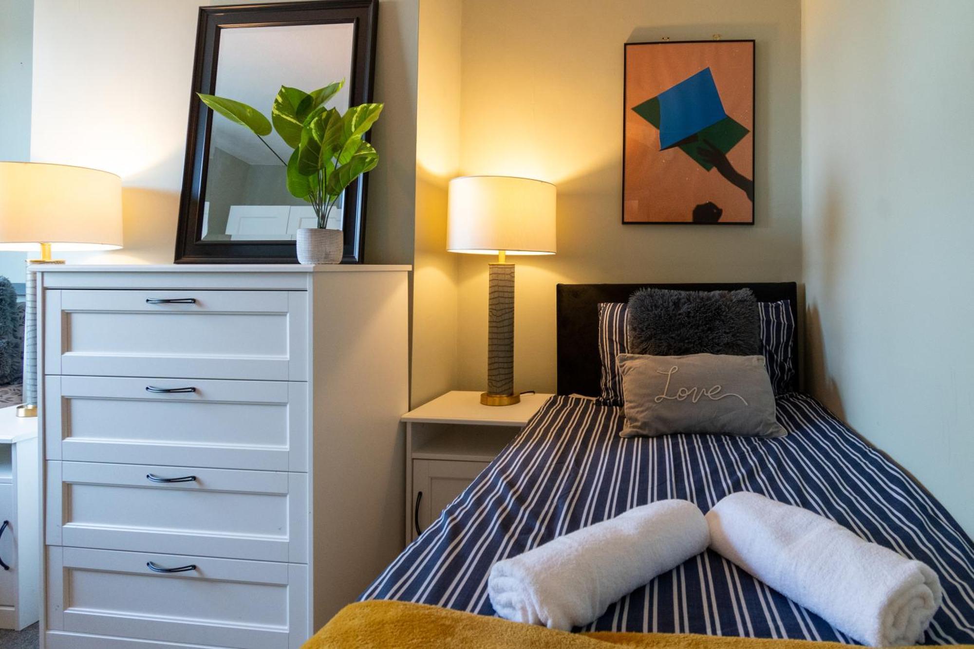 Host & Stay - Argie House Лийдс Екстериор снимка